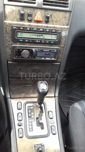 Mercedes E 240 1998, 320,314 km - 2.4 l - Bakı