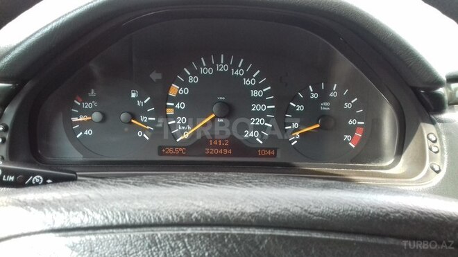 Mercedes E 240 1998, 320,314 km - 2.4 l - Bakı