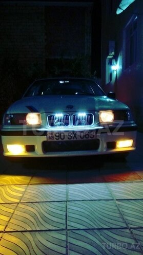 BMW 318 1992, 330,000 km - 1.8 л - Bakı