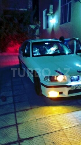 BMW 318 1992, 330,000 km - 1.8 л - Bakı