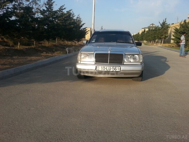 Mercedes E 200 1991, 358,000 km - 2.0 l - Bakı