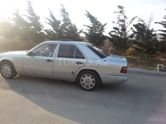 Mercedes E 200 1991, 358,000 km - 2.0 l - Bakı