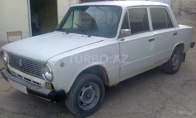 LADA (VAZ) 2101 1975, 250,000 km - 1.2 l - Şamaxı