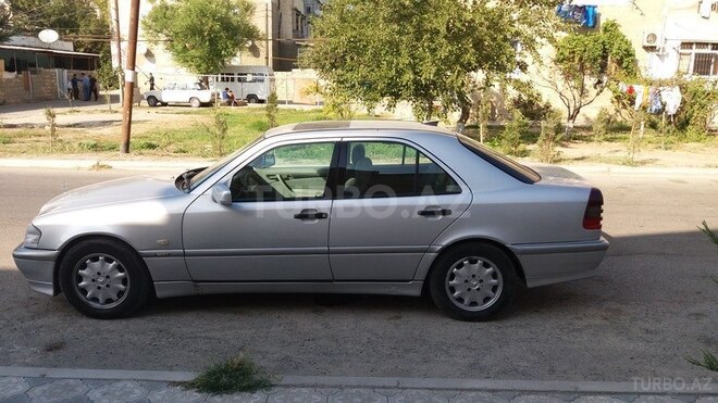 Mercedes C 240 2000, 276,214 km - 2.4 l - Sumqayıt