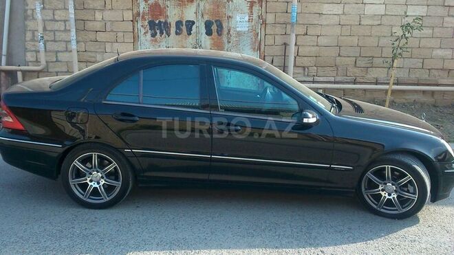 Mercedes C 200 2001, 280,000 km - 2.0 l - Xırdalan