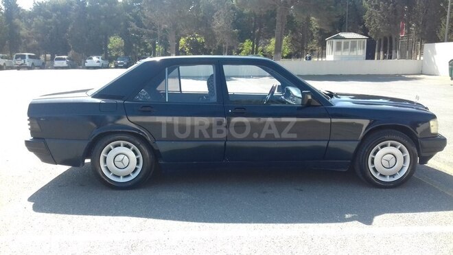 Mercedes C 200 1990, 270,000 km - 2.0 л - Sumqayıt