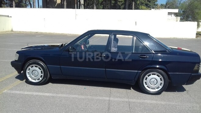 Mercedes C 200 1990, 270,000 km - 2.0 л - Sumqayıt
