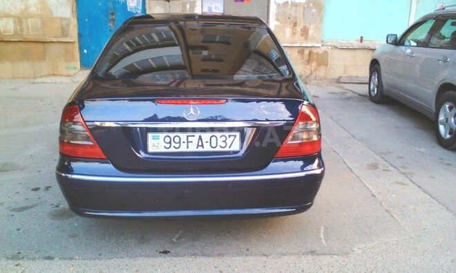 Mercedes E 220 2006, 275,000 km - 2.2 l - Bakı
