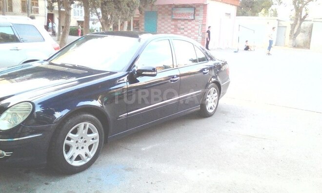 Mercedes E 220 2006, 275,000 km - 2.2 l - Bakı