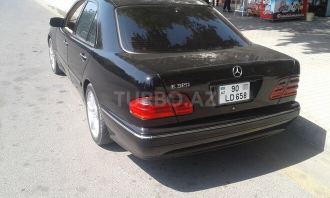 Mercedes E 320 2000, 350,000 km - 3.2 l - Mingəçevir