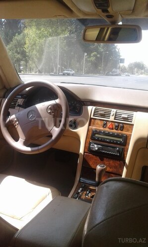 Mercedes E 320 2000, 350,000 km - 3.2 l - Mingəçevir
