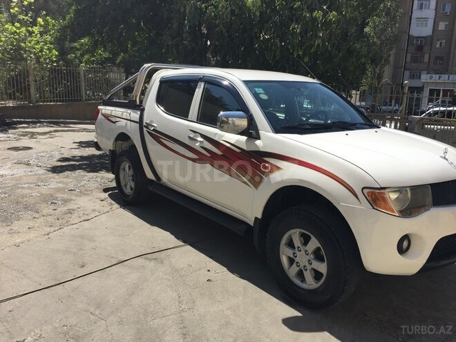 Mitsubishi L200 2007, 160,000 km - 2.5 l - Bakı