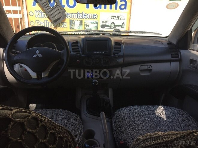 Mitsubishi L200 2007, 160,000 km - 2.5 l - Bakı
