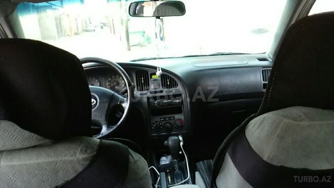 Hyundai Elantra 2005, 195,666 km - 2.0 l - Bakı