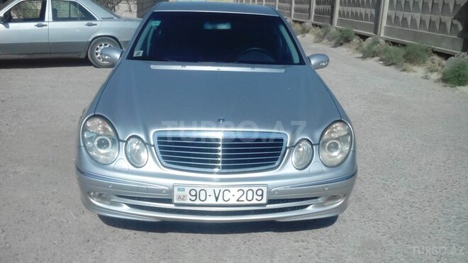 Mercedes E 220 2003, 319,500 km - 2.2 l - Bakı