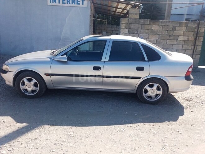 Opel Vectra 1998, 375,000 km - 1.6 л - Xaçmaz