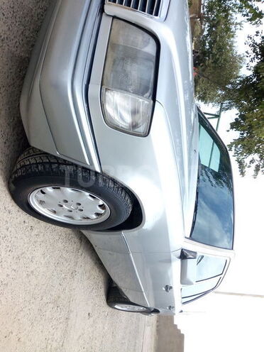 Mercedes E 230 1992, 386,466 km - 2.3 l - Bakı