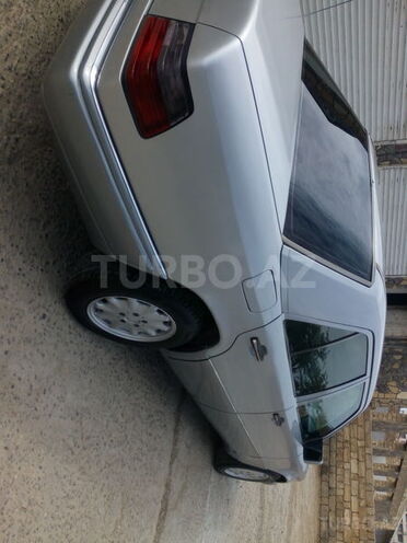 Mercedes E 230 1992, 386,466 km - 2.3 l - Bakı