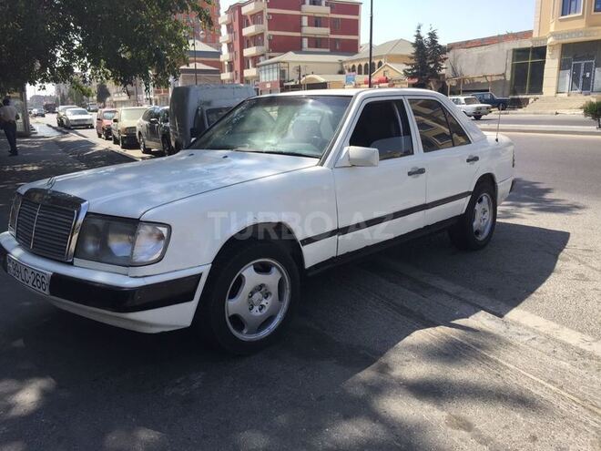 Mercedes E 200 1987, 2,500,000 km - 2.0 l - Bakı