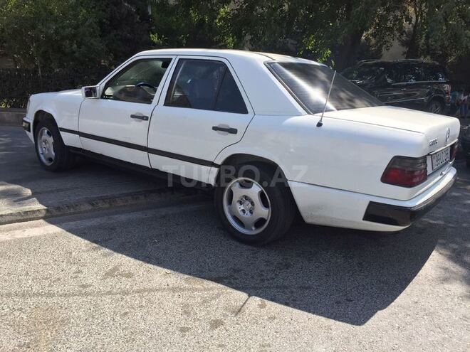 Mercedes E 200 1987, 2,500,000 km - 2.0 l - Bakı