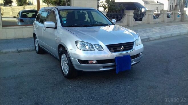 Mitsubishi Airtrek 2001, 190,000 km - 2.0 л - Bakı