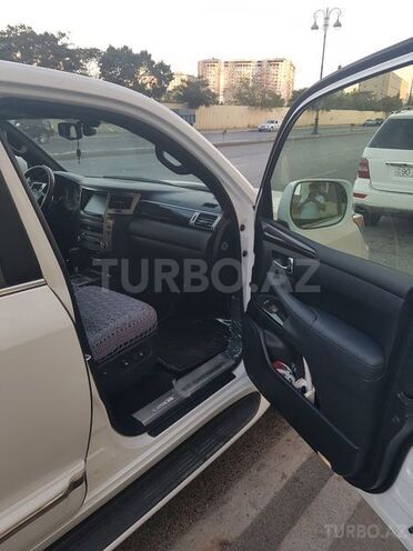 Lexus LX 570 2014, 48,000 km - 5.7 л - Bakı