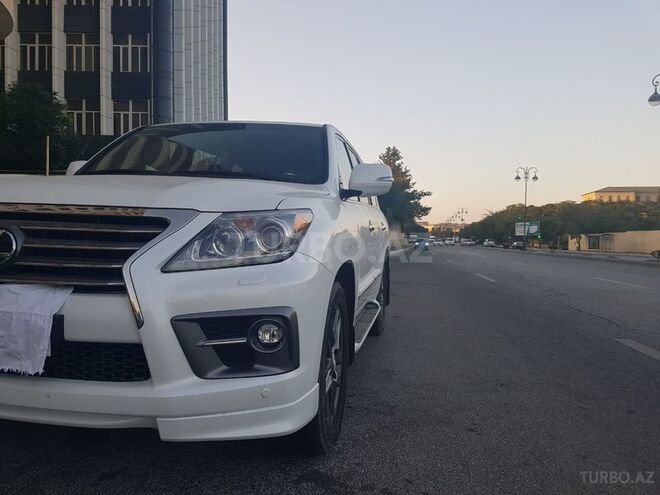 Lexus LX 570 2014, 48,000 km - 5.7 л - Bakı
