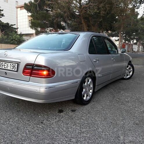 Mercedes E 320 2000, 185,342 km - 0.3 l - Bakı