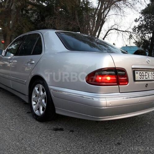 Mercedes E 320 2000, 185,342 km - 0.3 l - Bakı
