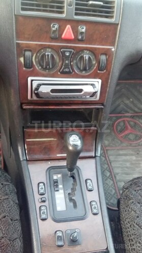 Mercedes E 280 1997, 210,000 km - 2.8 l - Bakı