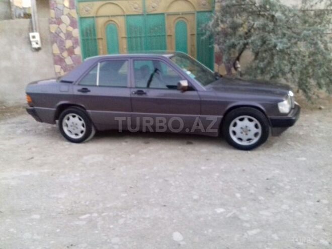 Mercedes 190 1991, 284,648 km - 2.0 l - Bakı