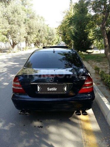 Mercedes E 240 2004, 278,456 km - 2.4 л - Yevlax