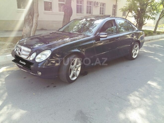Mercedes E 240 2004, 278,456 km - 2.4 л - Yevlax