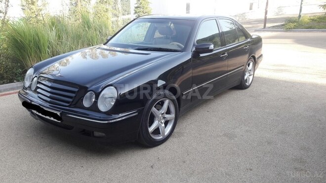 Mercedes E 240 1999, 270,000 km - 2.6 l - Bakı