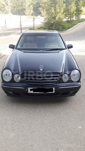 Mercedes E 240 1999, 270,000 km - 2.6 l - Bakı