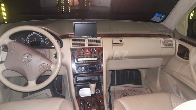 Mercedes E 240 1999, 270,000 km - 2.6 l - Bakı