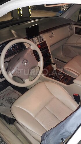 Mercedes E 240 1999, 270,000 km - 2.6 l - Bakı