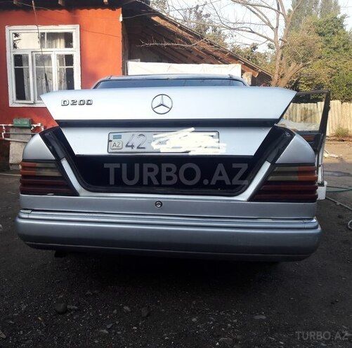Mercedes E 200 1989, 380,000 km - 0.1 l - Lənkəran