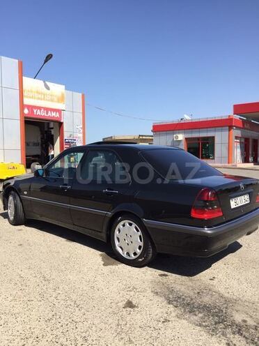 Mercedes C 240 1998, 187,000 km - 2.4 l - Bakı