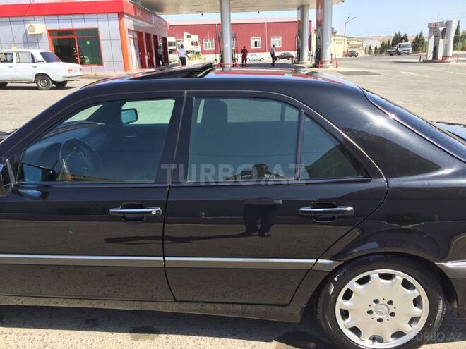 Mercedes C 240 1998, 187,000 km - 2.4 l - Bakı