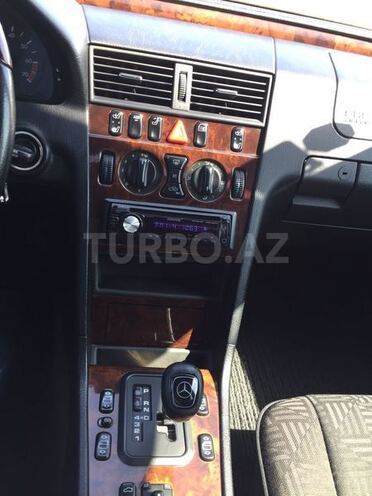 Mercedes C 240 1998, 187,000 km - 2.4 l - Bakı