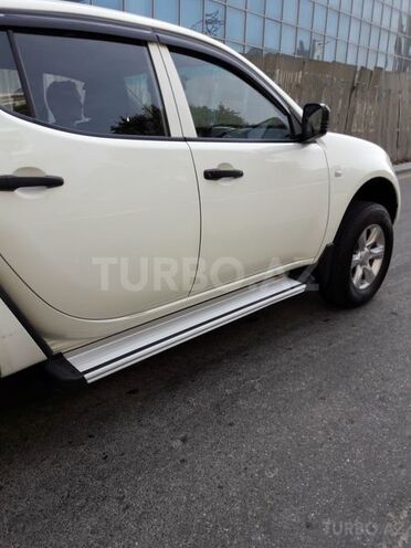 Mitsubishi L200 2014, 70,501 km - 2.5 l - Bakı