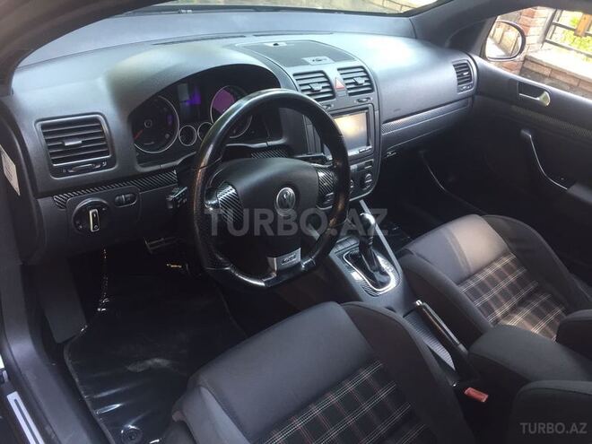 Volkswagen Golf 2006, 111,603 km - 2.0 l - Zaqatala