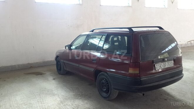 Opel Astra 1993, 420,000 km - 1.8 l - Bakı