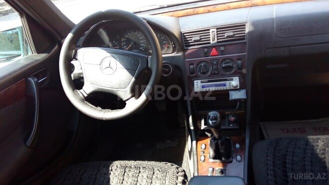 Mercedes C 180 1997, 300,000 km - 1.8 l - Bakı