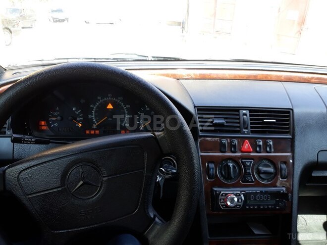Mercedes C 230 1998, 219,000 km - 2.3 л - Bakı