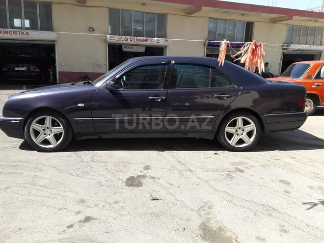 Mercedes E 300 1998, 389,000 km - 3.0 l - Bakı