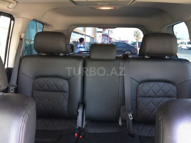 Toyota Land Cruiser 2011, 72,000 km - 4.0 l - Bakı