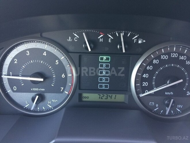Toyota Land Cruiser 2011, 72,000 km - 4.0 l - Bakı