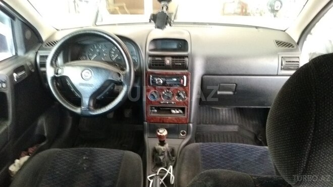 Opel Astra 2000, 300,000 km - 1.6 l - Bakı